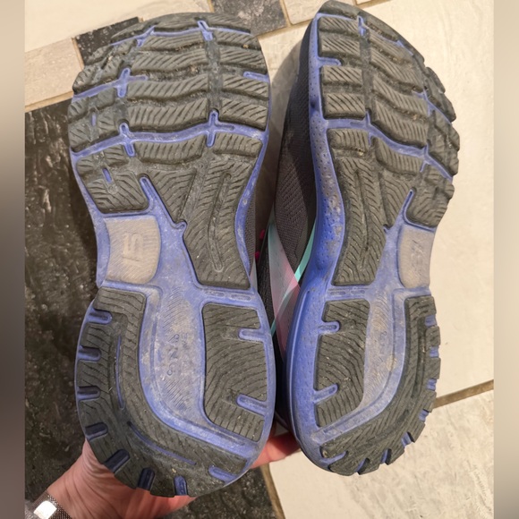 Brooks Ghost Women's Gray, Pink, Purple, & teal Running Shoes size 10 - Picture 5 of 5